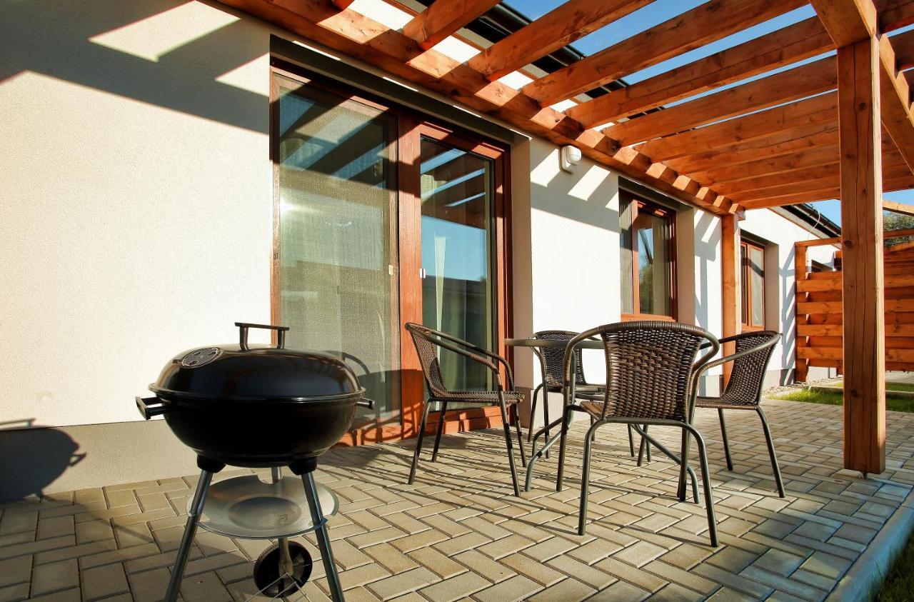 Apartamento Kamilli Bešeňová Exterior foto